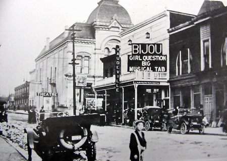 Music Hall Theatre - OLD PIC OF STONES WITH BIJOU IN FOREGROUND